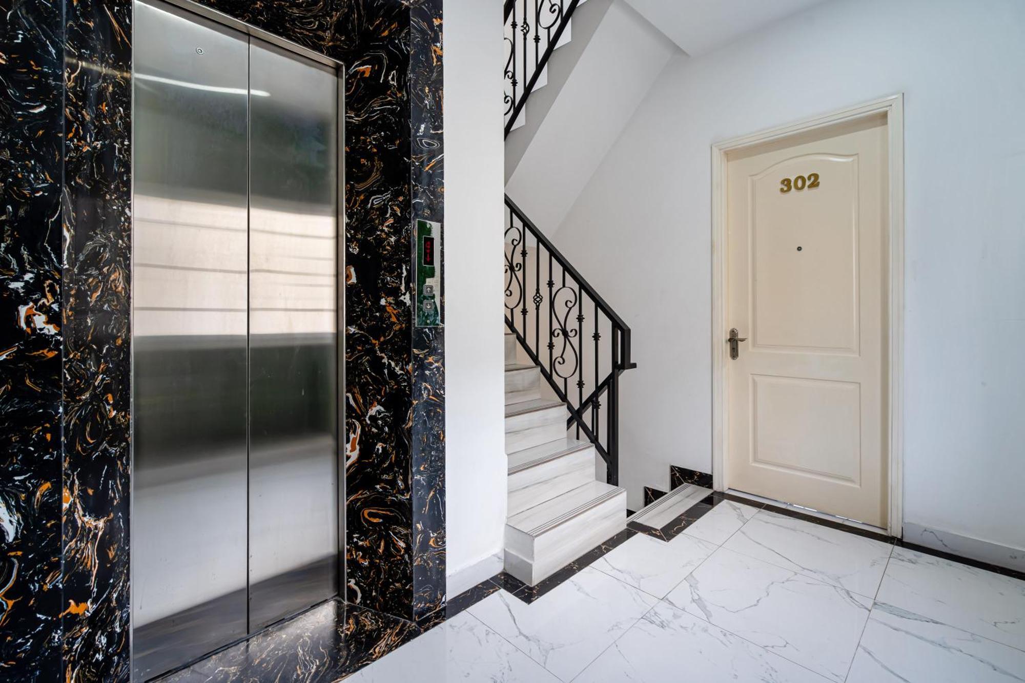 Lotus Nguyen Phi Khanh Q1 Khách sạn 4*